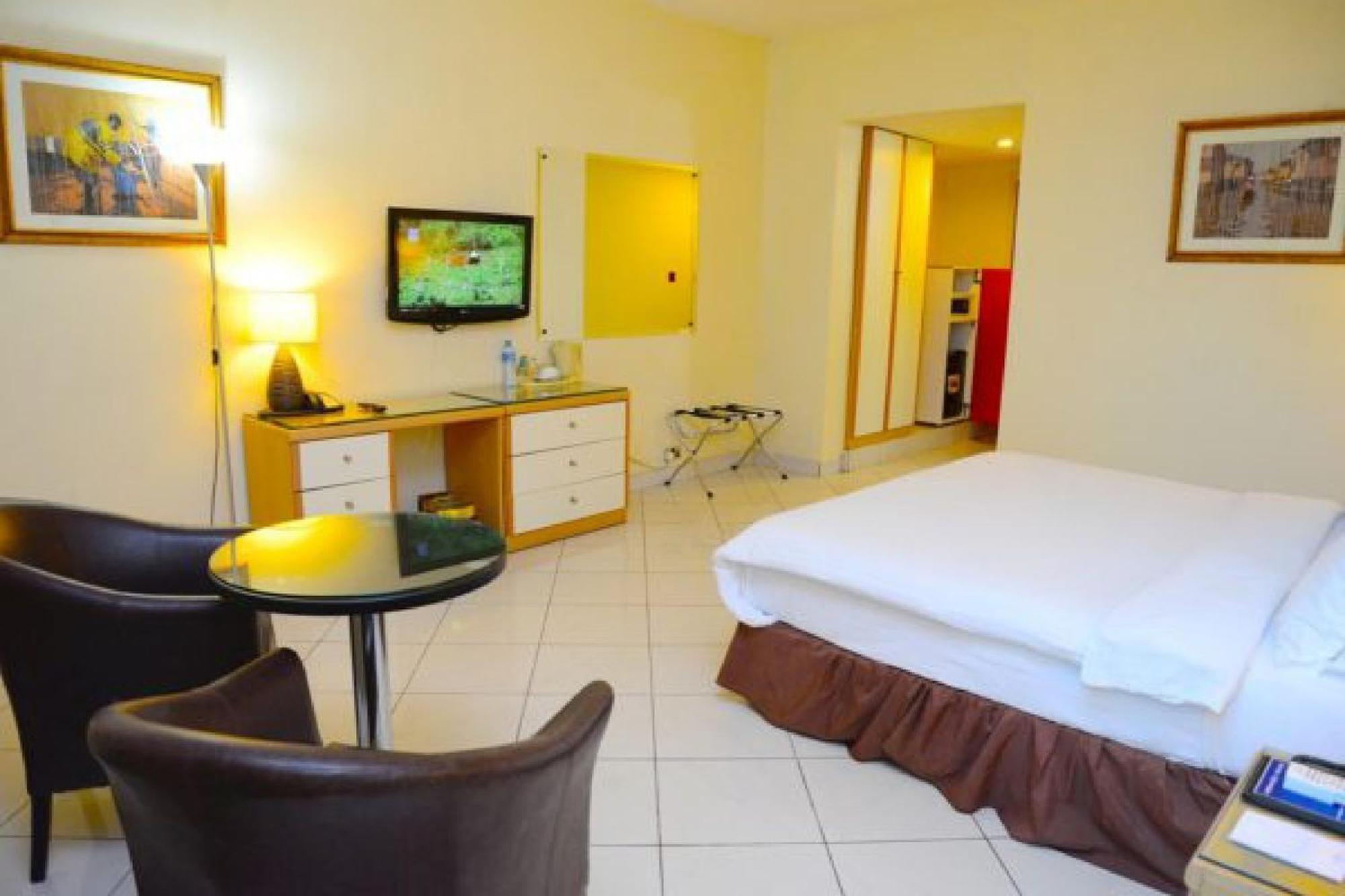 Room In Lodge - Golden Royale Hotel Enugu Ngoại thất bức ảnh