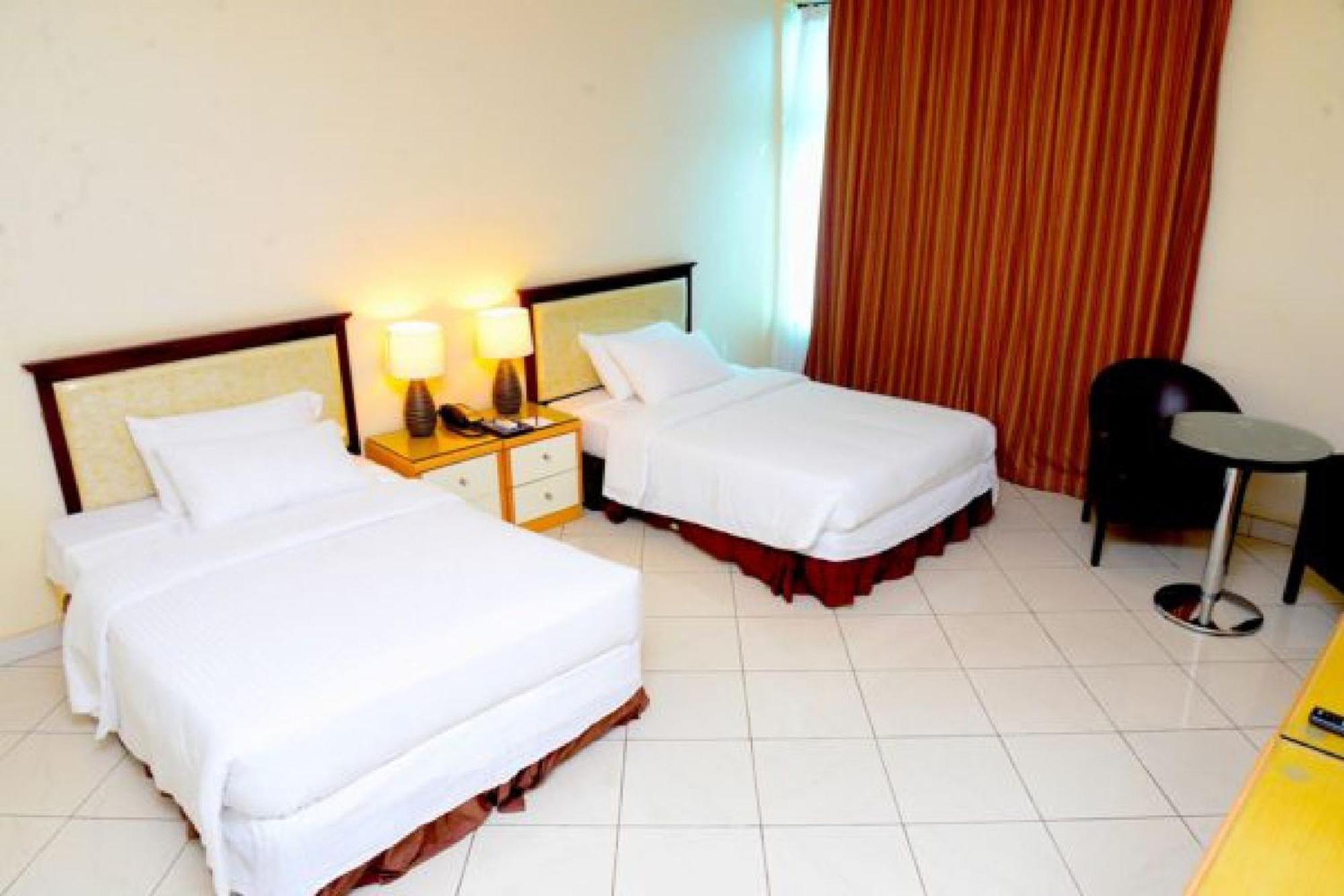 Room In Lodge - Golden Royale Hotel Enugu Ngoại thất bức ảnh